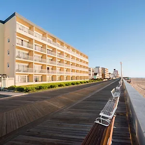 Howard Johnson By Wyndham Ocean Oceanfront Ocean City